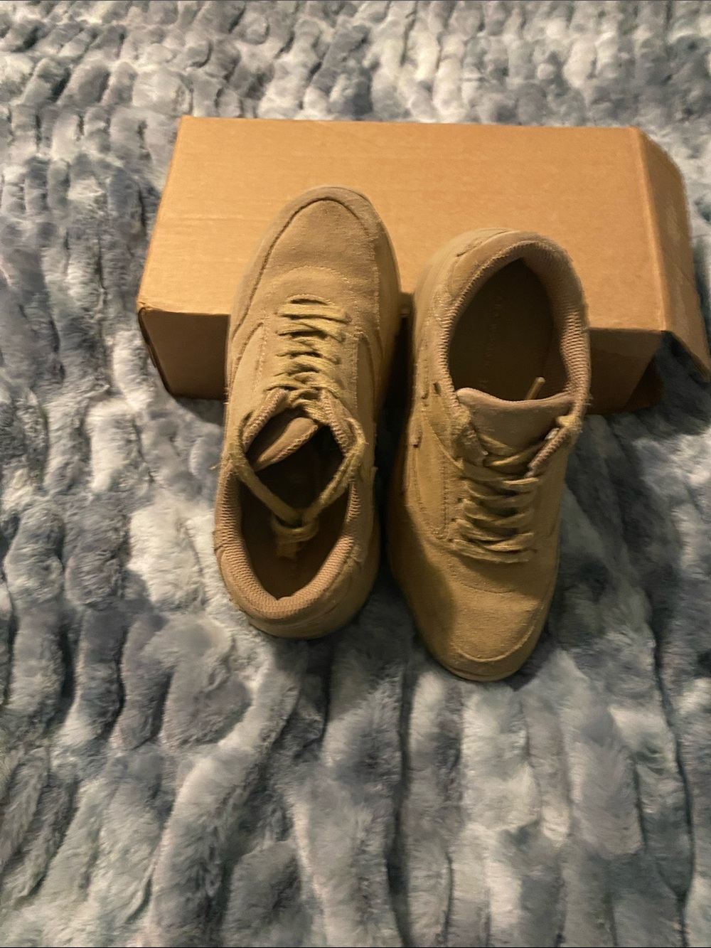 Zara Women's Suede Sneakers in Tan